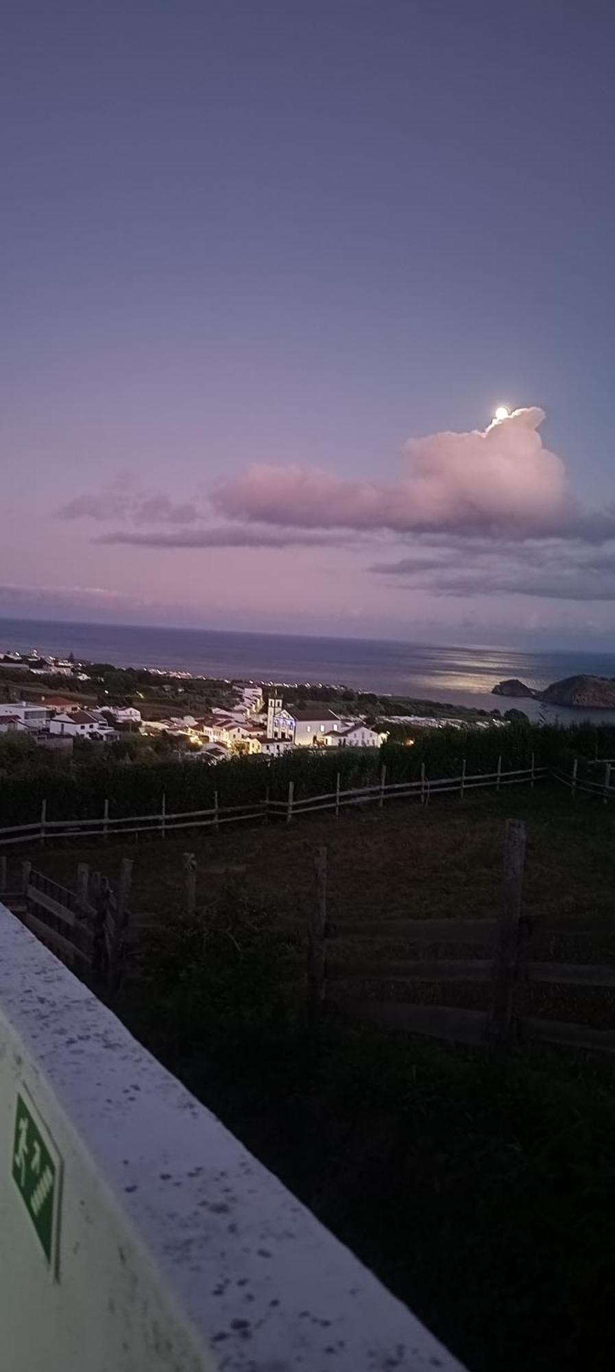 Um Quarto Da Casa Do Monte Vila Franca do Campo Eksteriør billede